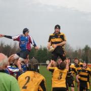 Anton Preece setting up another Droitwich attack from a lineout.