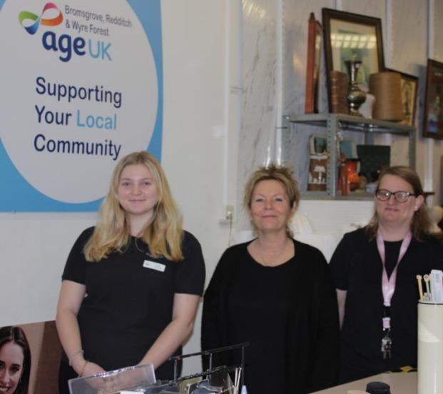 Members of Age UK BRWF’s retail team, including head of
retail, Sue Howdle (centre).