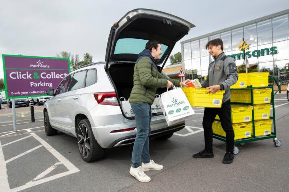 Bromsgrove Advertiser: Morrisons is helping customers cut down costs ahead of Christmas Bromsgrove Advertiser: Morrisons is helping customers cut down costs ahead of Christmas